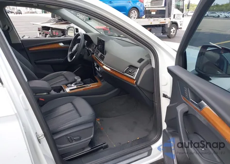 2024 Audi Q5 Premium 40 Tfsi Quattro S Tronic from USA, damaged, VIN WA1ABAFY9R2030840